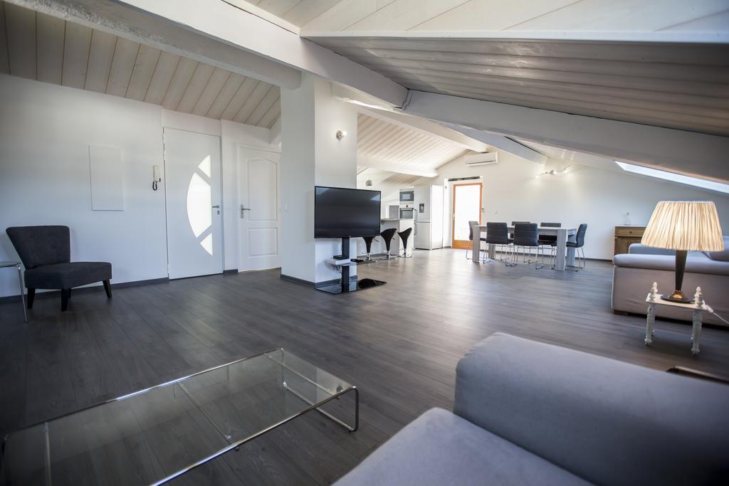 Sherlock Loft By Connexion Cannes Luaran gambar